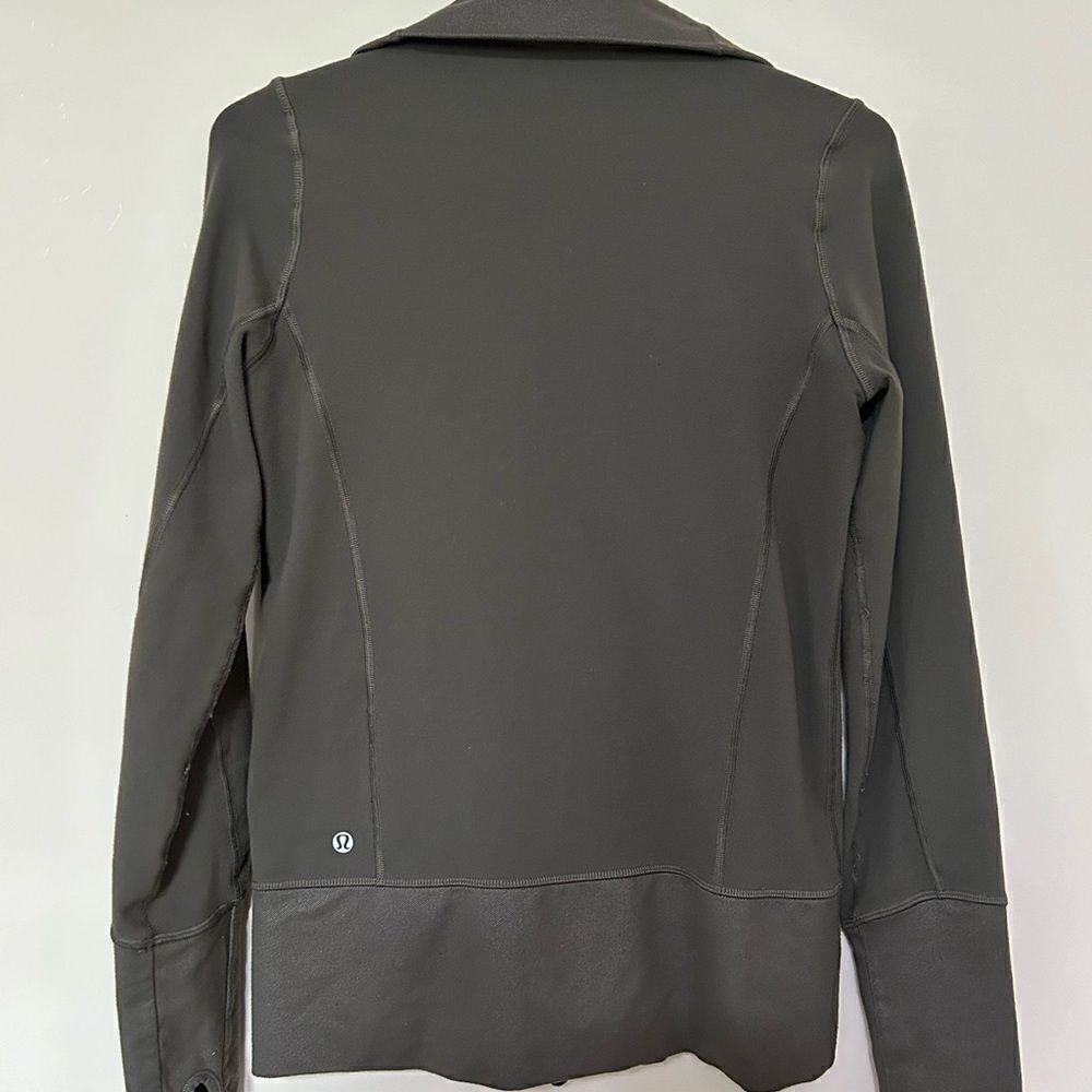 Lululemon Green Zipped Jacket - Picture 6 of 9